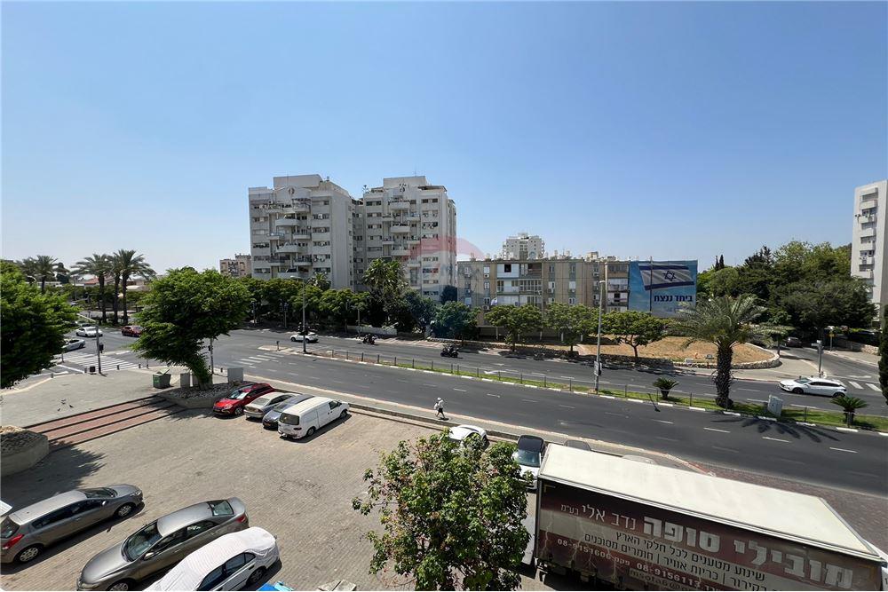 Apartment for Sale in Tel Aviv - Image 4
