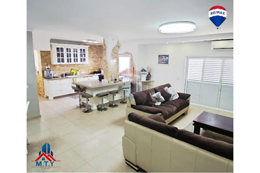 Apartment for Sale in Ramla - Image 1