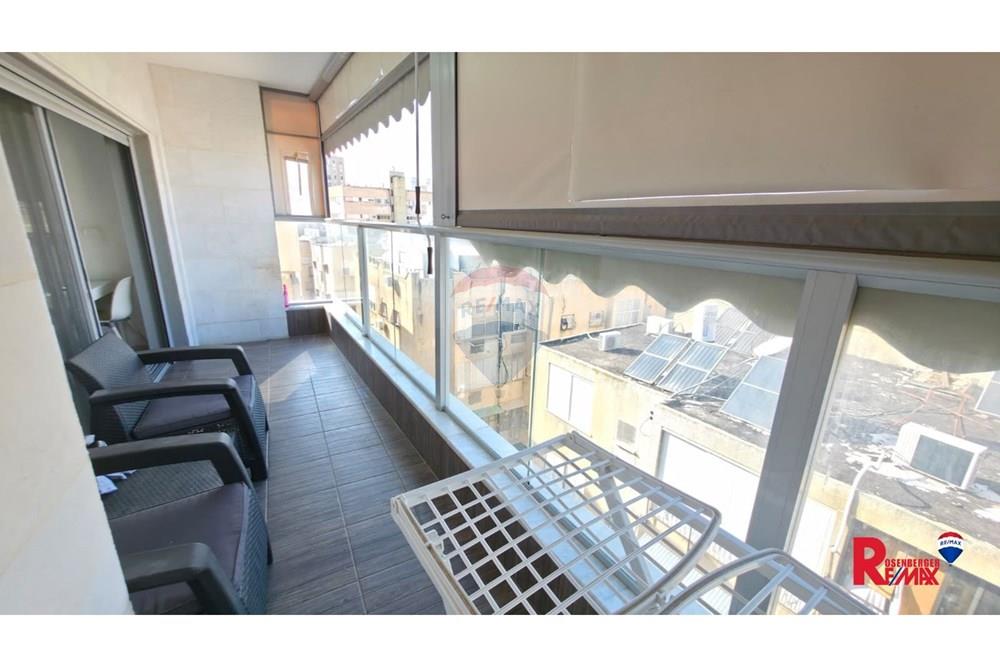 Apartment for Sale in Holon - Image 6