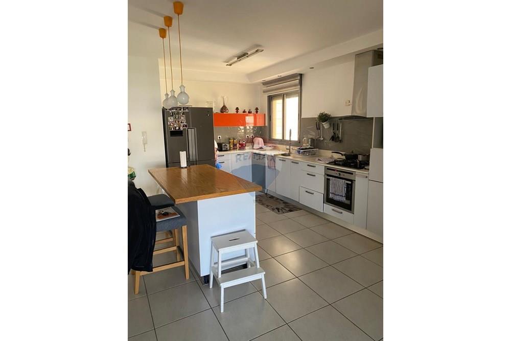 Apartment for Sale in Netanya - Image 4