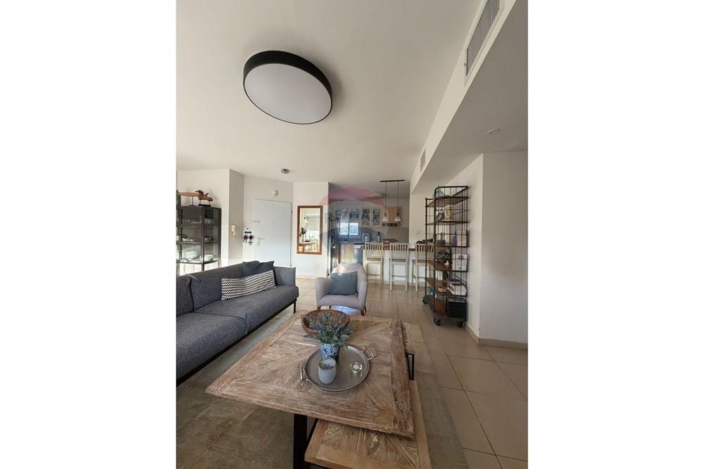 Apartment for Sale in Modi'in - Image 2