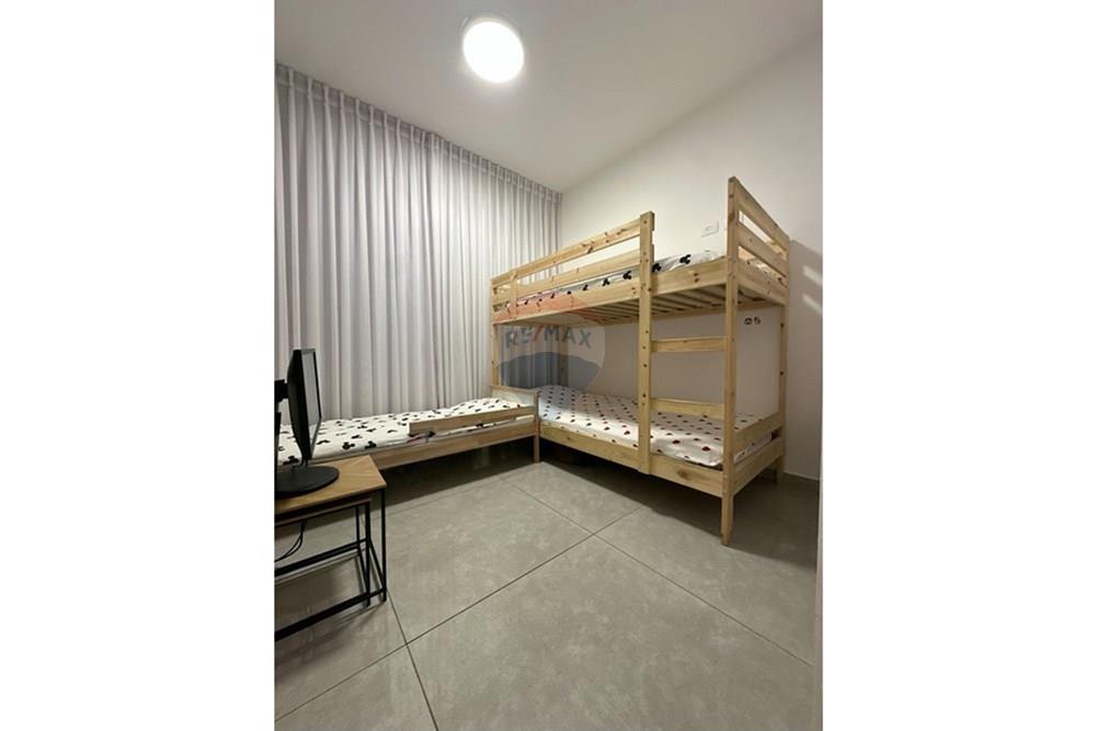 Apartment for Sale in Rishon LeZion - Image 4