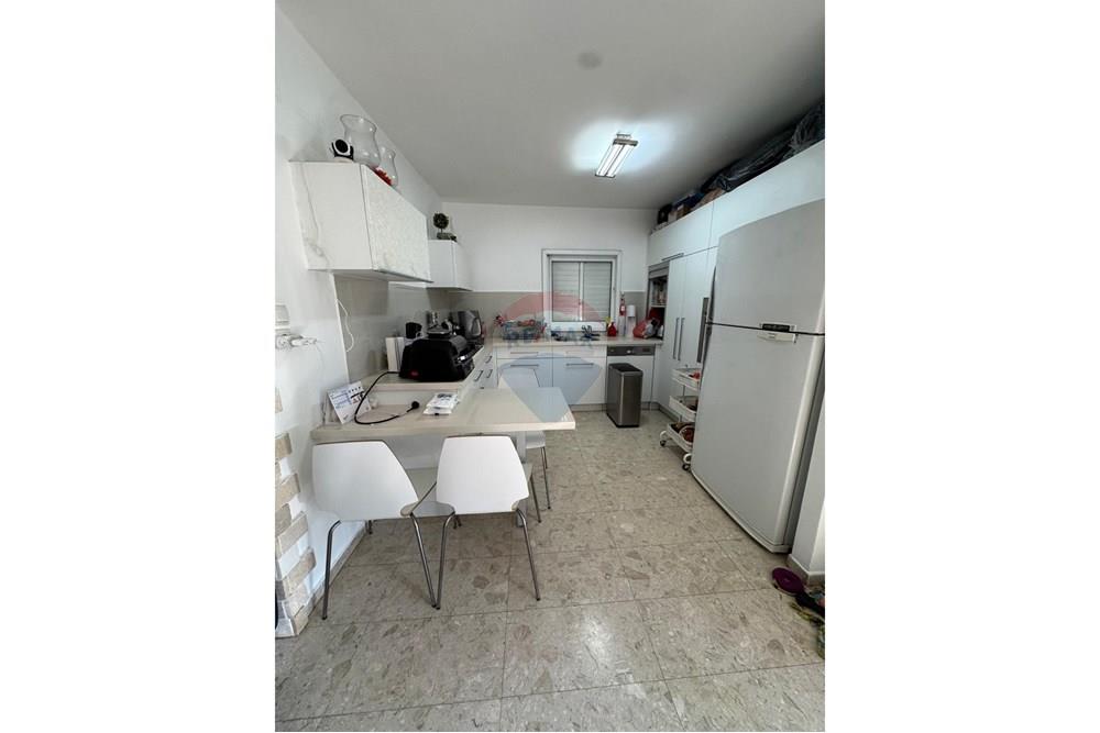 Apartment for Sale in Tel Aviv - Image 5