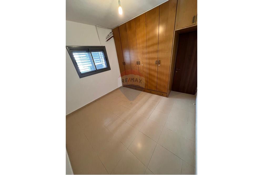 Apartment for Sale in Petah Tikva - Image 4