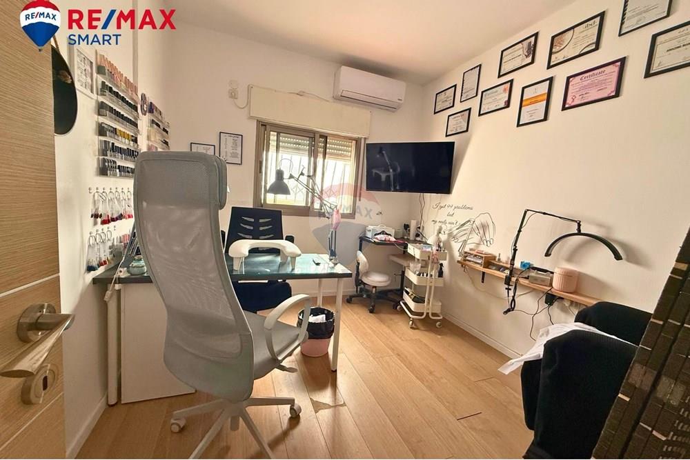 Apartment for Sale in קרית חיים - Image 3