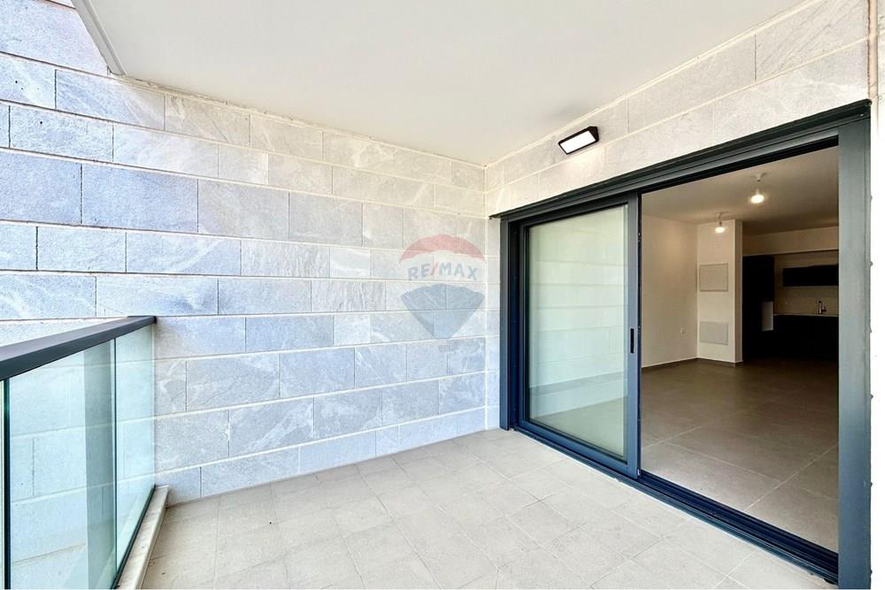 Apartment for Sale in Netanya - Image 2