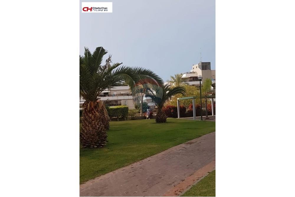 Apartment for Sale in Rishon LeZion - Image 7