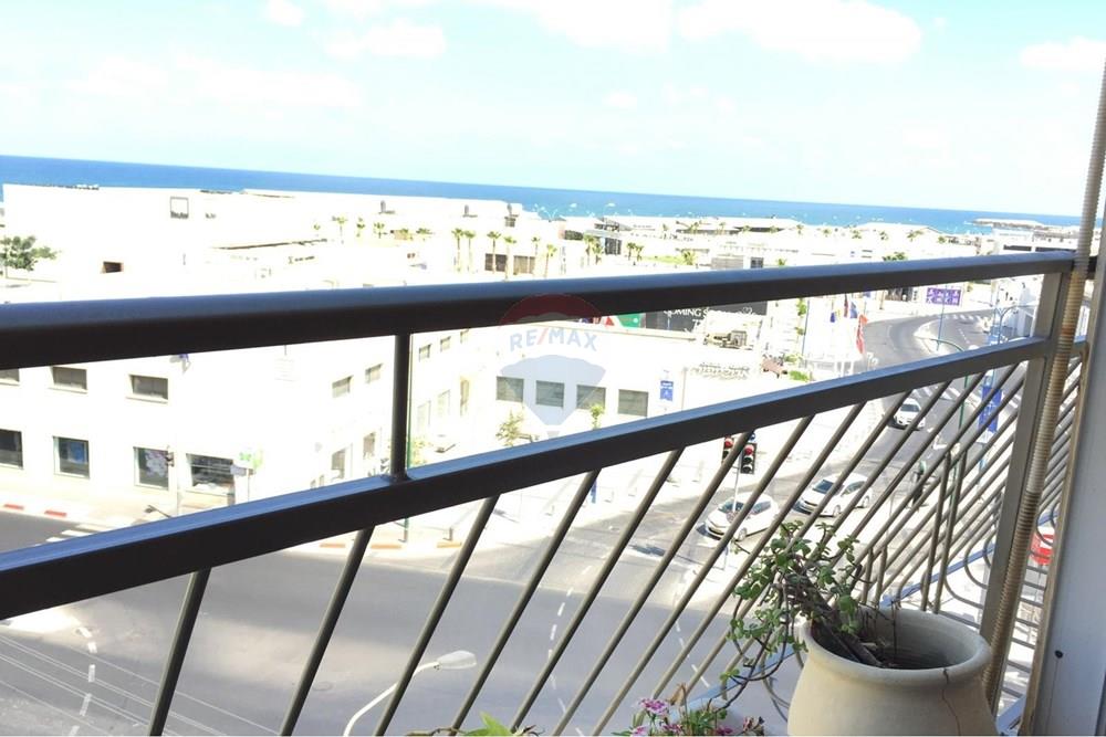 Apartment for Sale in Tel Aviv - Image 1