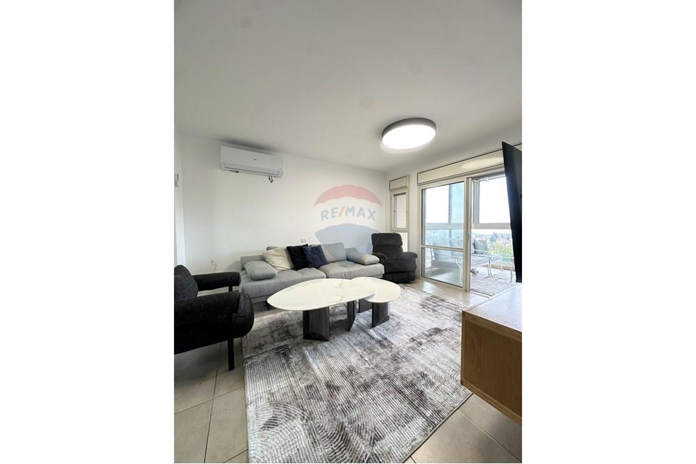 Apartment for Sale in Karmiel - Image 1