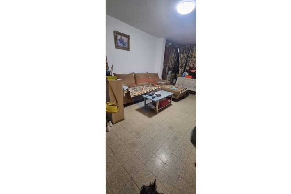 Apartment for Sale in Lod - Image 3