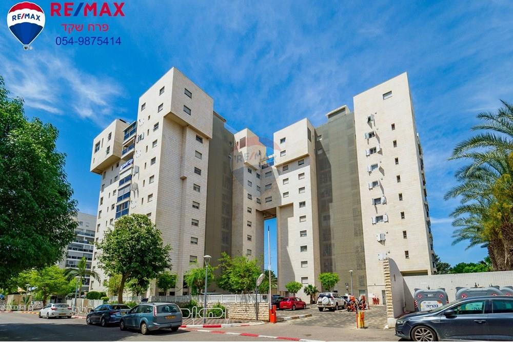 Apartment for Sale in Nahariya - Image 1