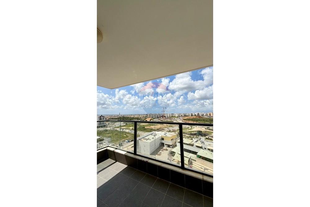 Apartment for Sale in חריש - Image 2
