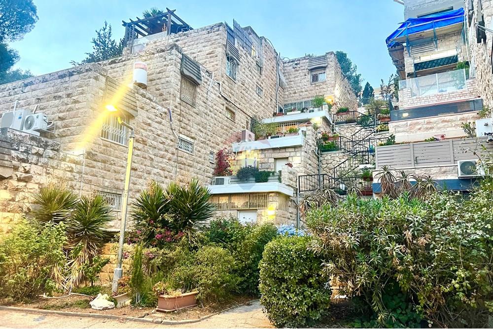 Apartment for Sale in Jerusalem - Image 5