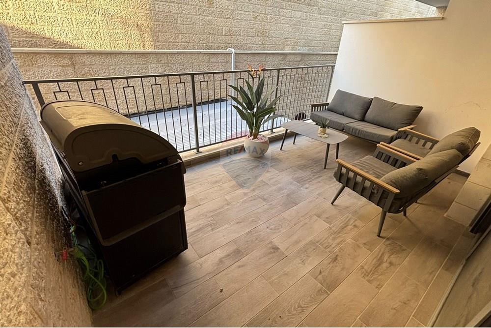 Apartment for Sale in Jerusalem - Image 4