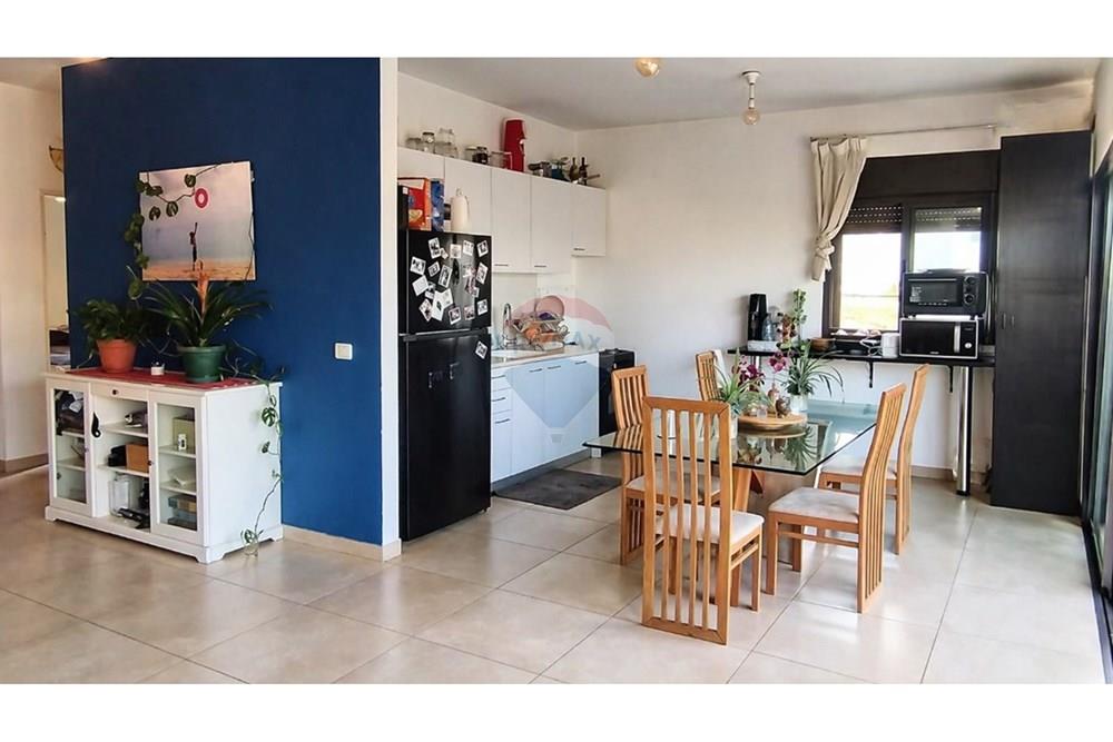 Apartment for Sale in Tel Aviv - Image 2