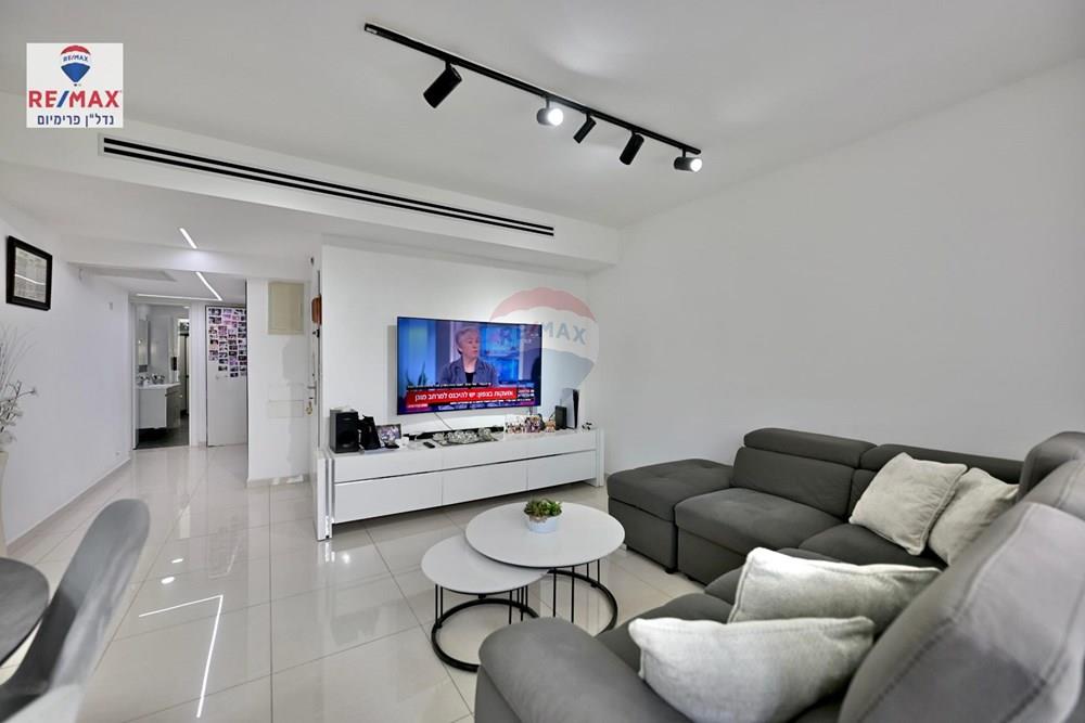 Apartment for Sale in שוהם - Image 5