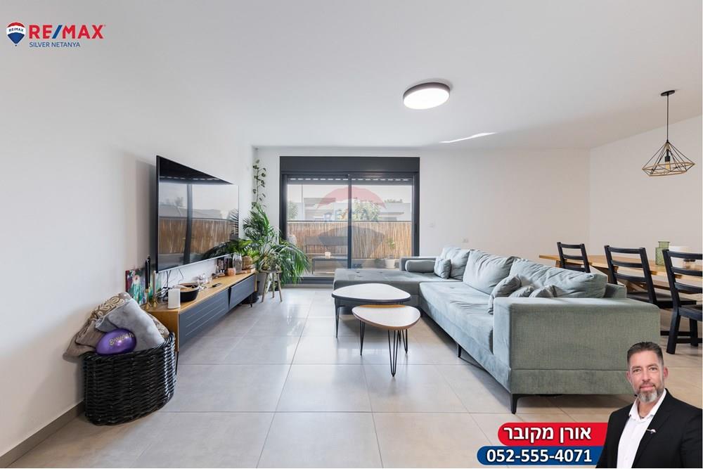 Apartment for Sale in פרדסיה - Image 4