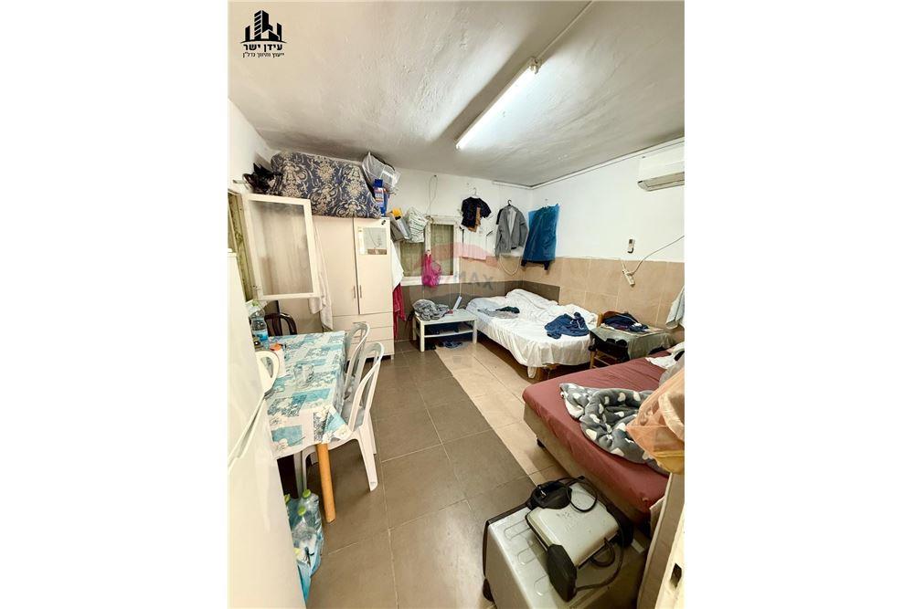 Condo for Sale in Tel Aviv - Image 4