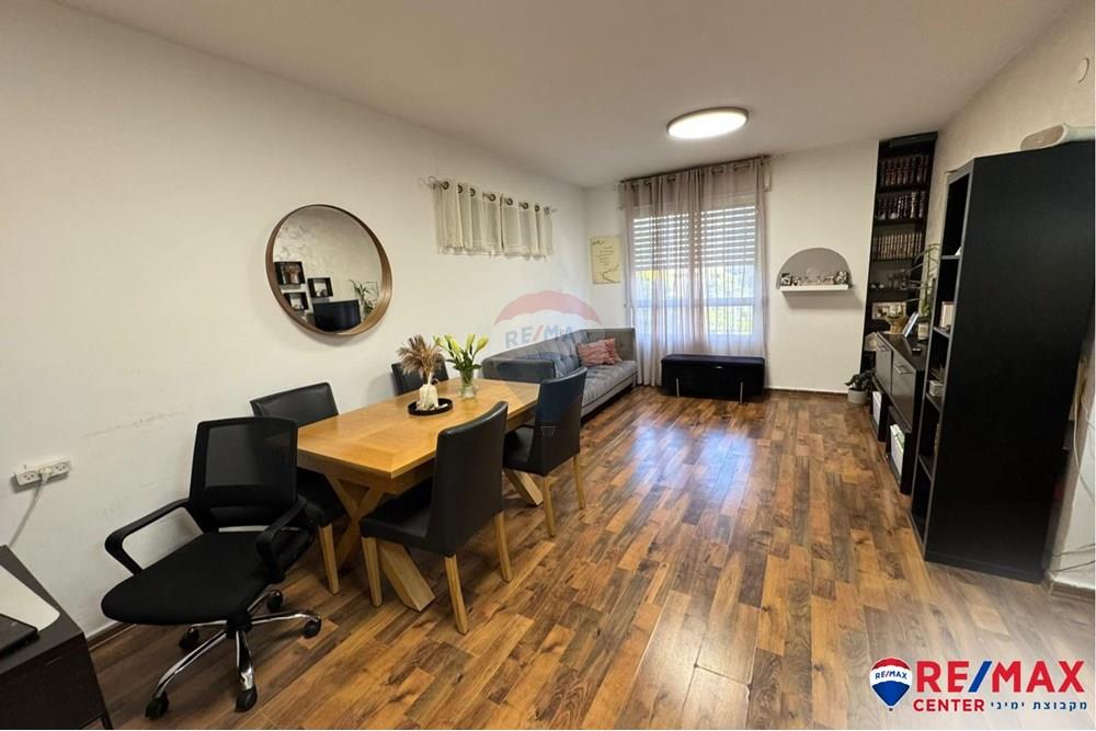 Apartment for Sale in Rishon LeZion - Image 3