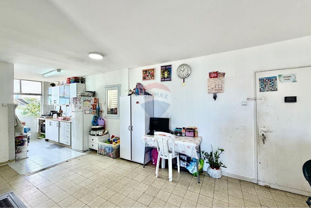 Apartment for Sale in Netanya - Image 2