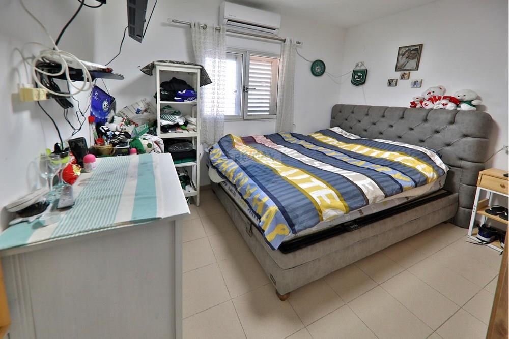 Apartment for Sale in Kiryat Yam - Image 5