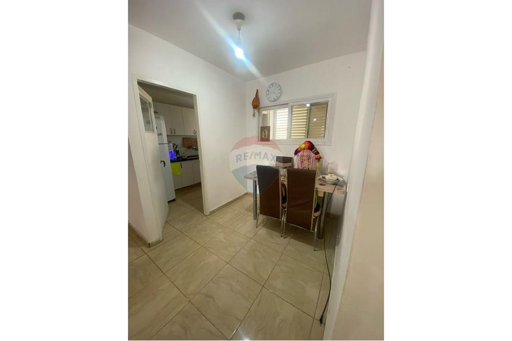 Apartment for Sale in Kiryat Yam - Image 2