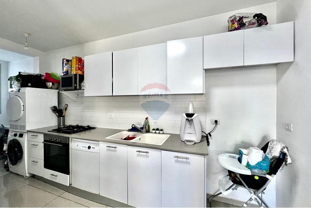 Apartment for Sale in Netanya - Image 3