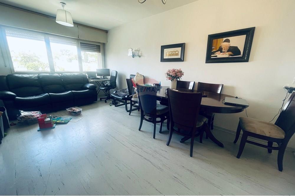 Apartment for Sale in Jerusalem - Image 2