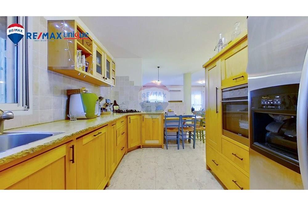 Apartment for Sale in Modi'in - Image 5
