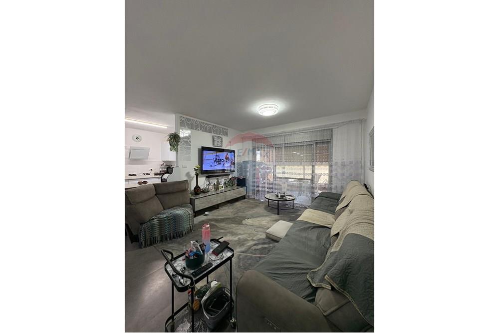 Apartment for Sale in Ofakim - Image 4