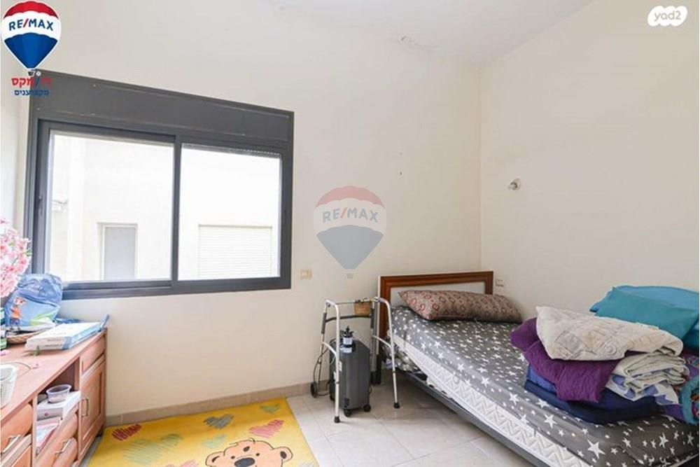 House for Sale in Hadera - Image 5