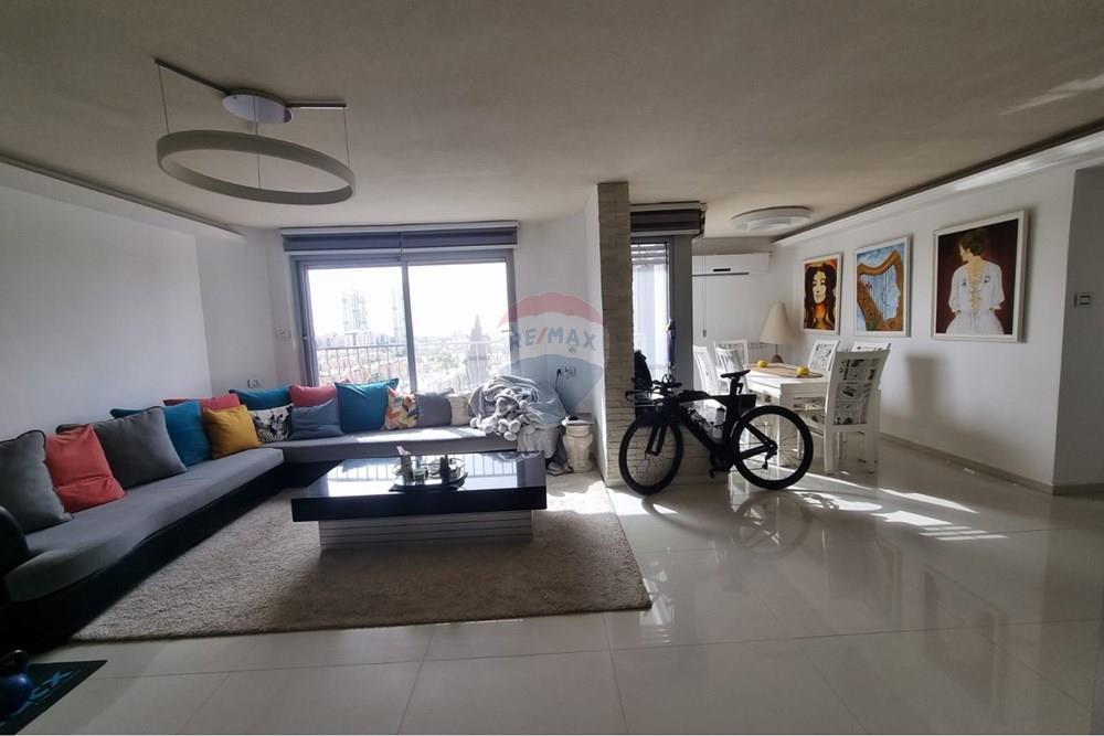 Apartment for Sale in Beer Sheva - Image 2