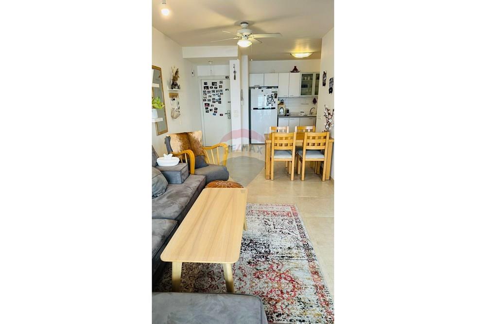 Apartment for Sale in Ramat Gan - Image 2