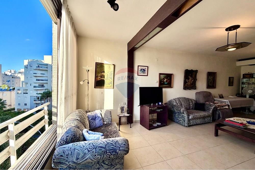 Apartment for Sale in Netanya - Image 7