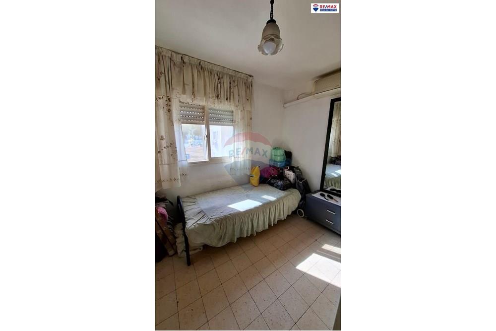 Apartment for Sale in קרית גת - Image 3
