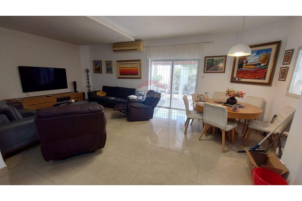 Apartment for Sale in קרית אתא - Image 3