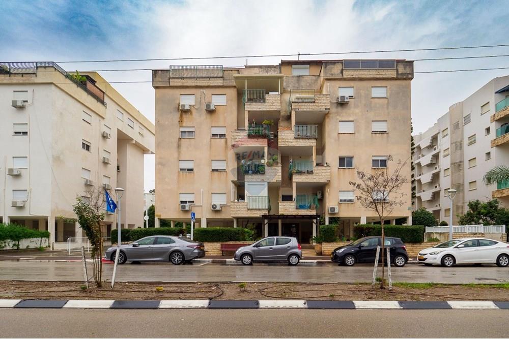 Apartment for Sale in Nahariya - Image 1