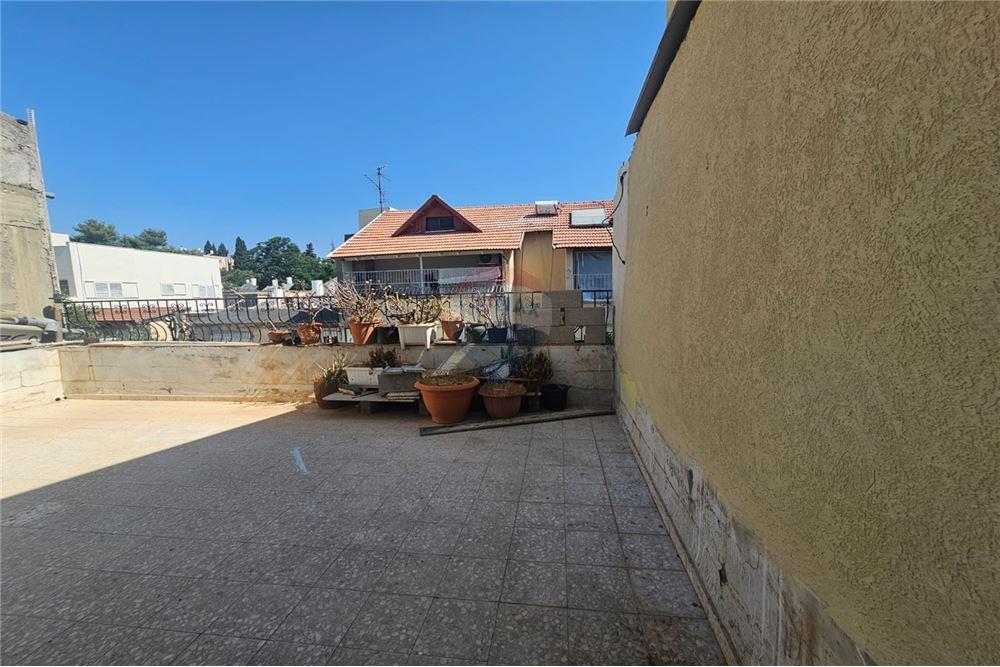 Apartment for Sale in Safed - Image 2