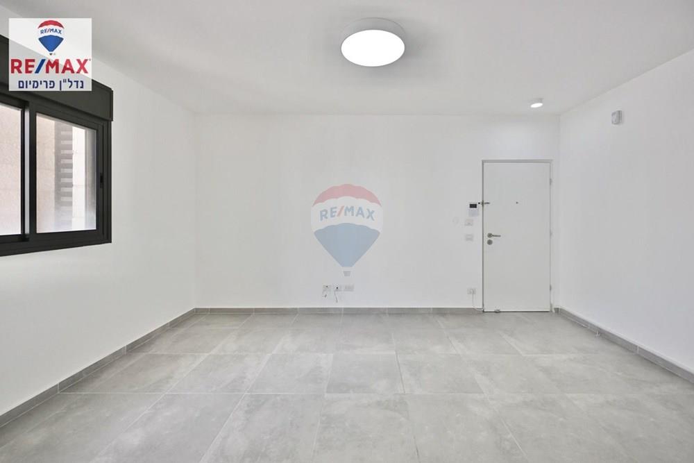 Apartment for Sale in שוהם - Image 4