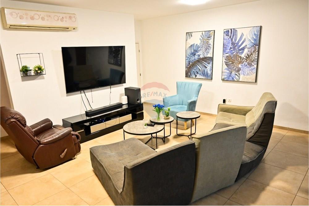 Apartment for Sale in קרית אתא - Image 1