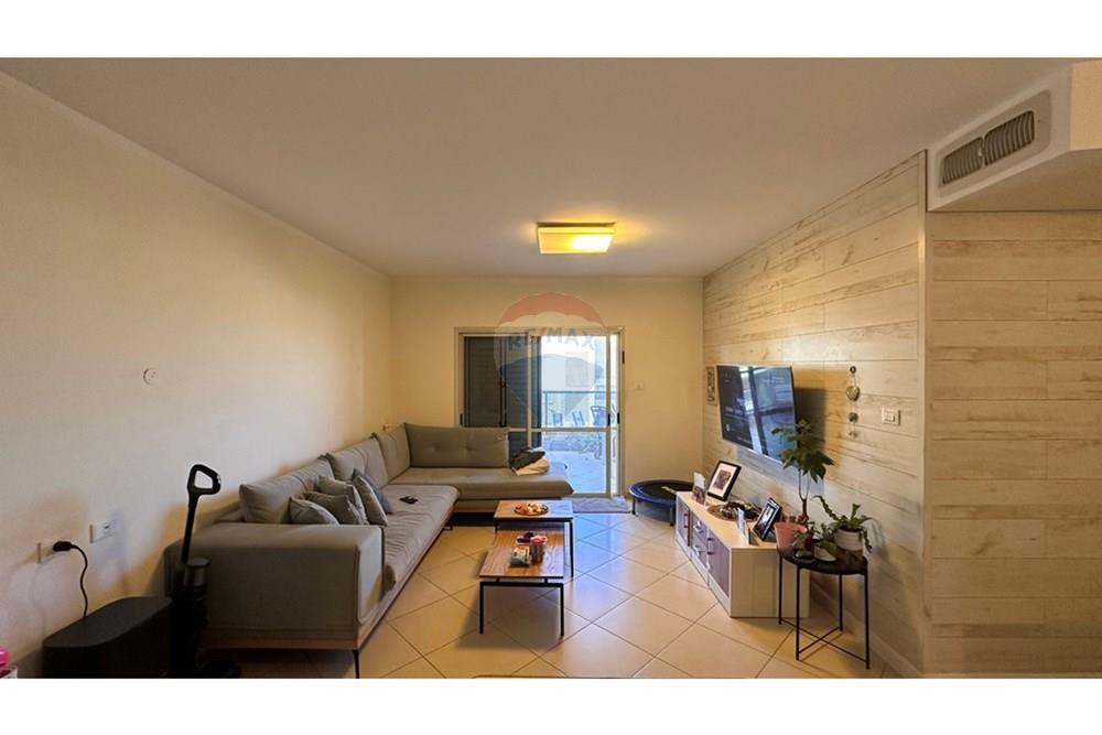 Apartment for Sale in Beer Sheva - Image 3