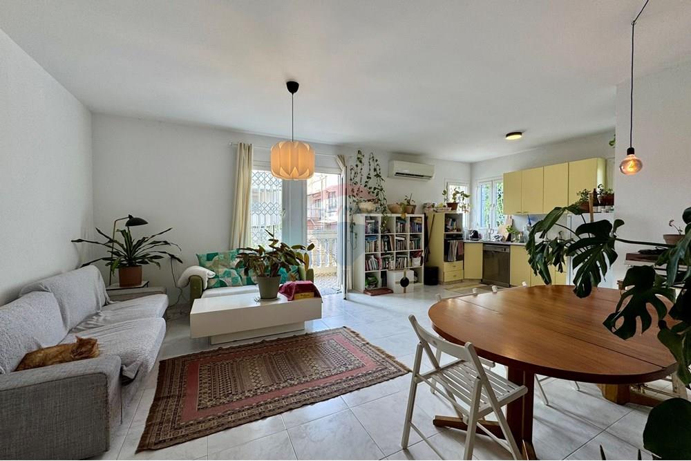 Apartment for Sale in Tel Aviv - Image 1