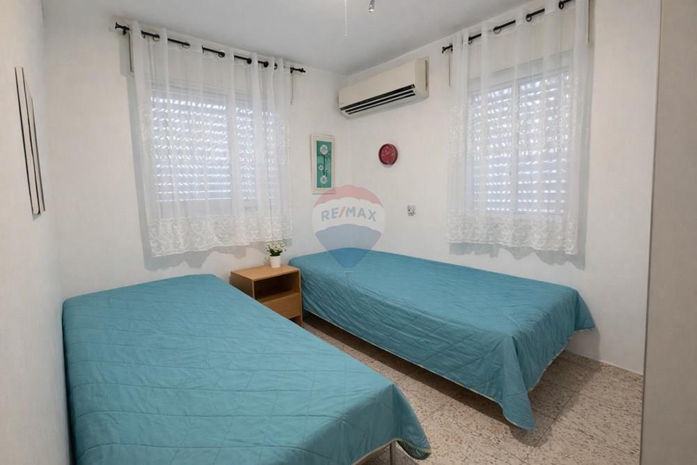 Apartment for Sale in Kiryat Yam - Image 6