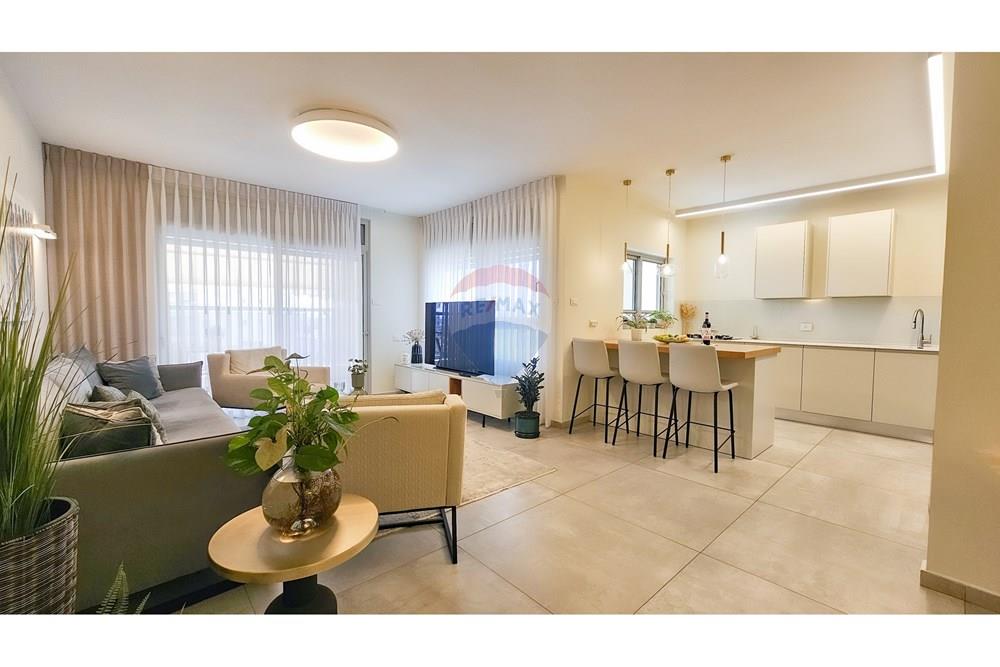 Apartment for Sale in Ashdod - Image 1