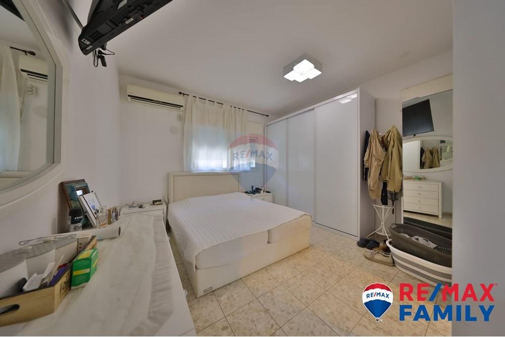 Apartment for Sale in Haifa - Image 4