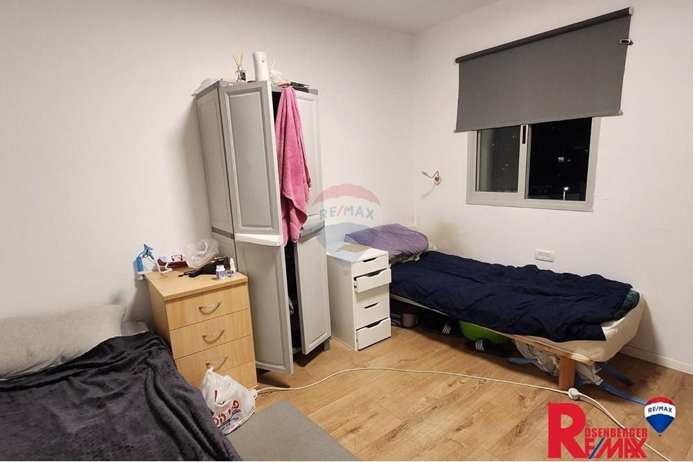 Apartment for Sale in Bat Yam - Image 4