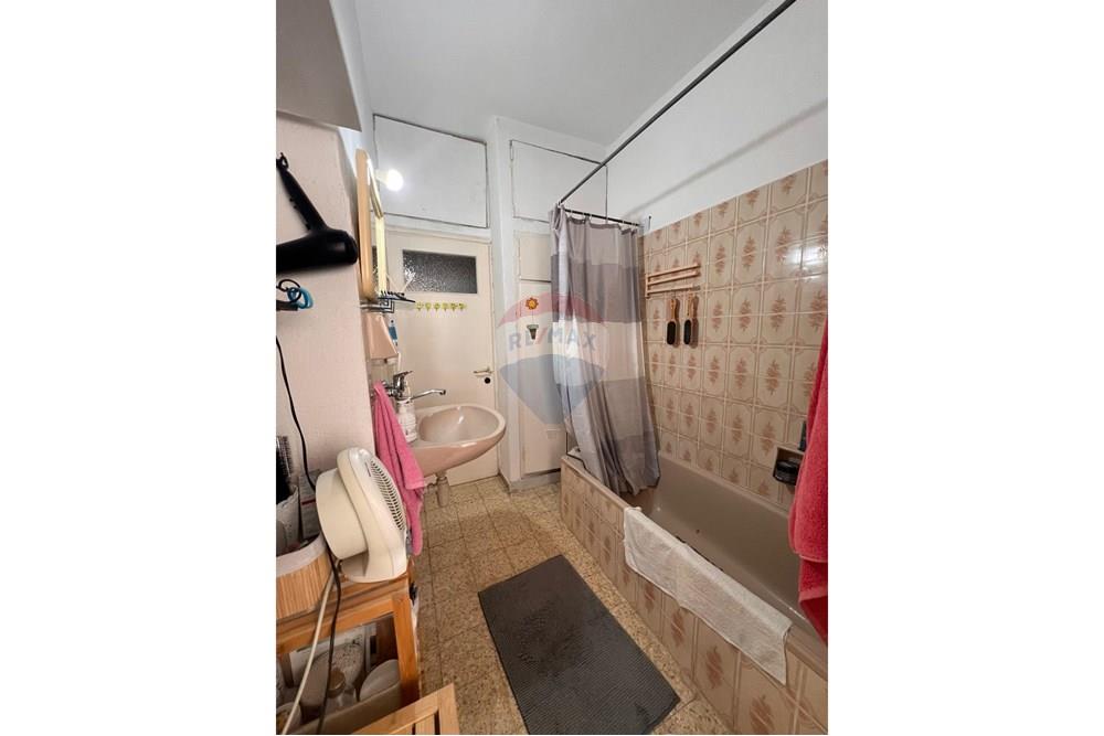 Apartment for Sale in Petah Tikva - Image 4