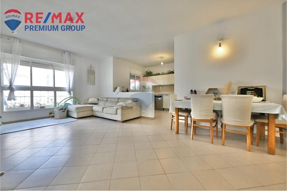 Apartment for Sale in שוהם - Image 5