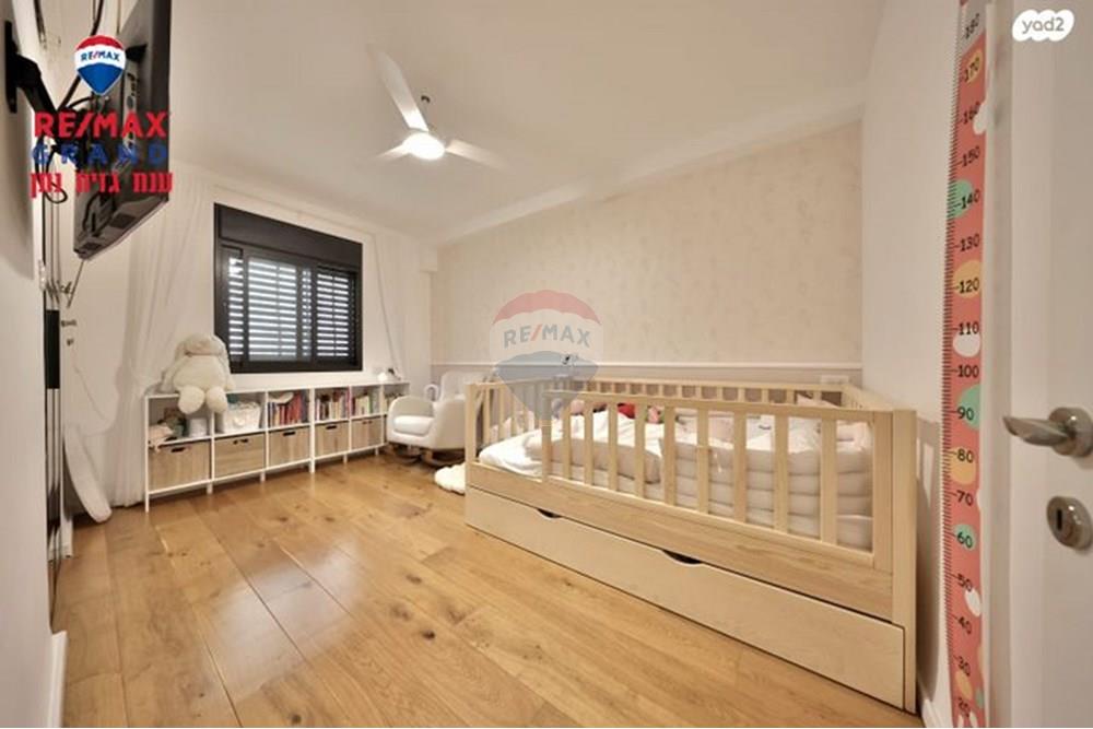 Apartment for Sale in Haifa - Image 5