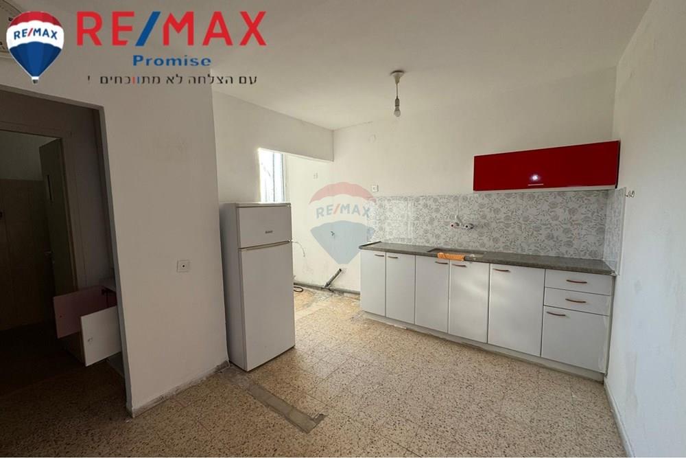Apartment for Sale in Ashkelon - Image 4